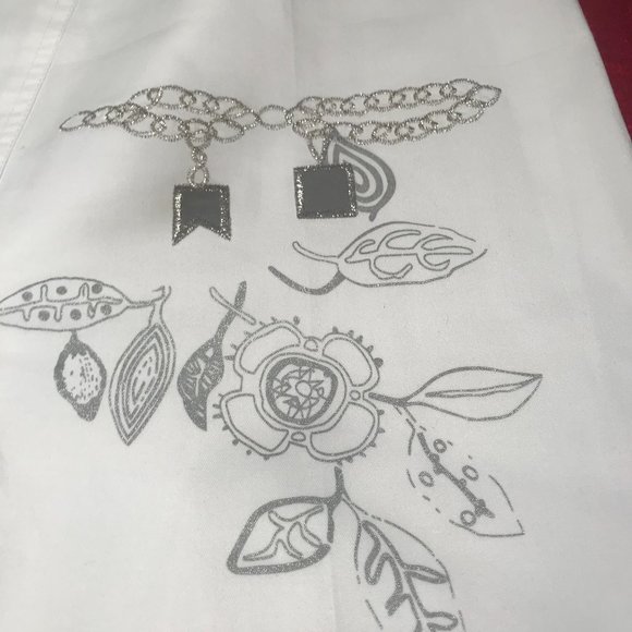 Gorgeous Cotton/Rayon  Skirt White , Elastic on waist ,Zipper Embroided Silver - Picture 3 of 6